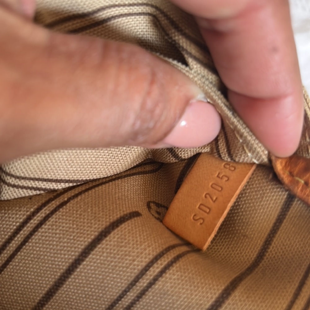 LV Monogram Neverfull - Picture 14 of 14